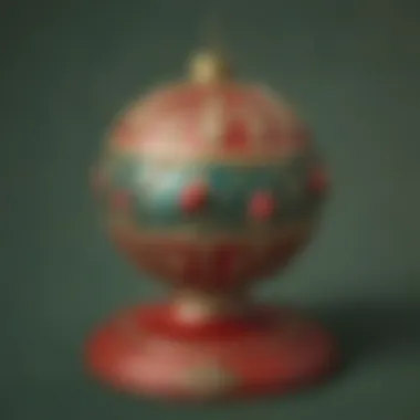 Vintage-inspired Ornament Holder